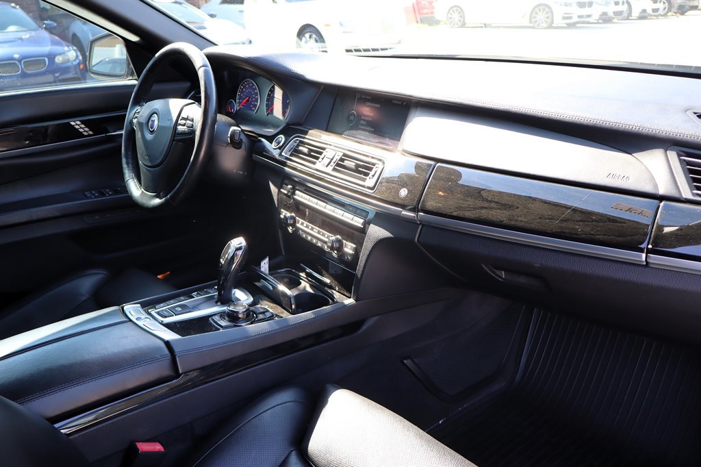 Used 2012 BMW ALPINA B7 xDrive LWB AWD/4WD image 19