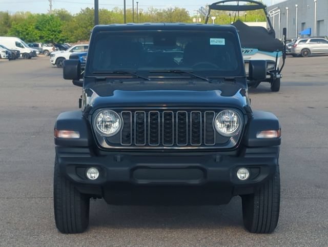 Used 2025 Jeep Wrangler Unlimited Sport AWD/4WD image 8