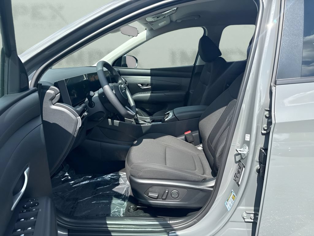 Used 2026 Hyundai Tucson SEL FWD image 12