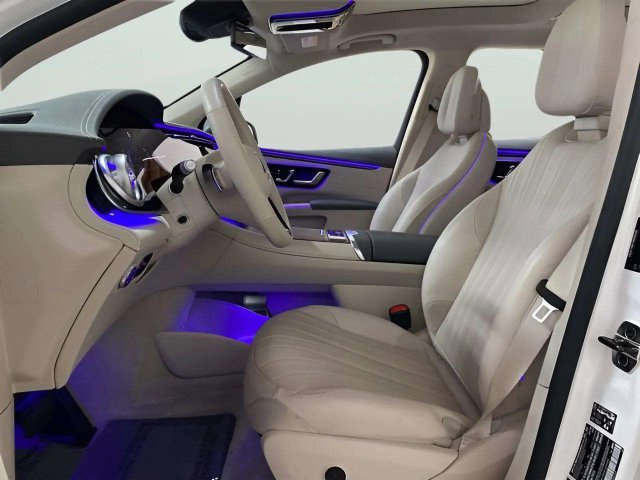 Used 2024 Mercedes-Benz EQS 450+ SUV image 18