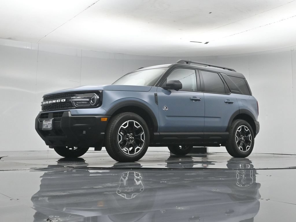 Used 2025 Ford Bronco Sport Outer Banks w/ Outer Banks Tech Package+ AWD/4WD image 48
