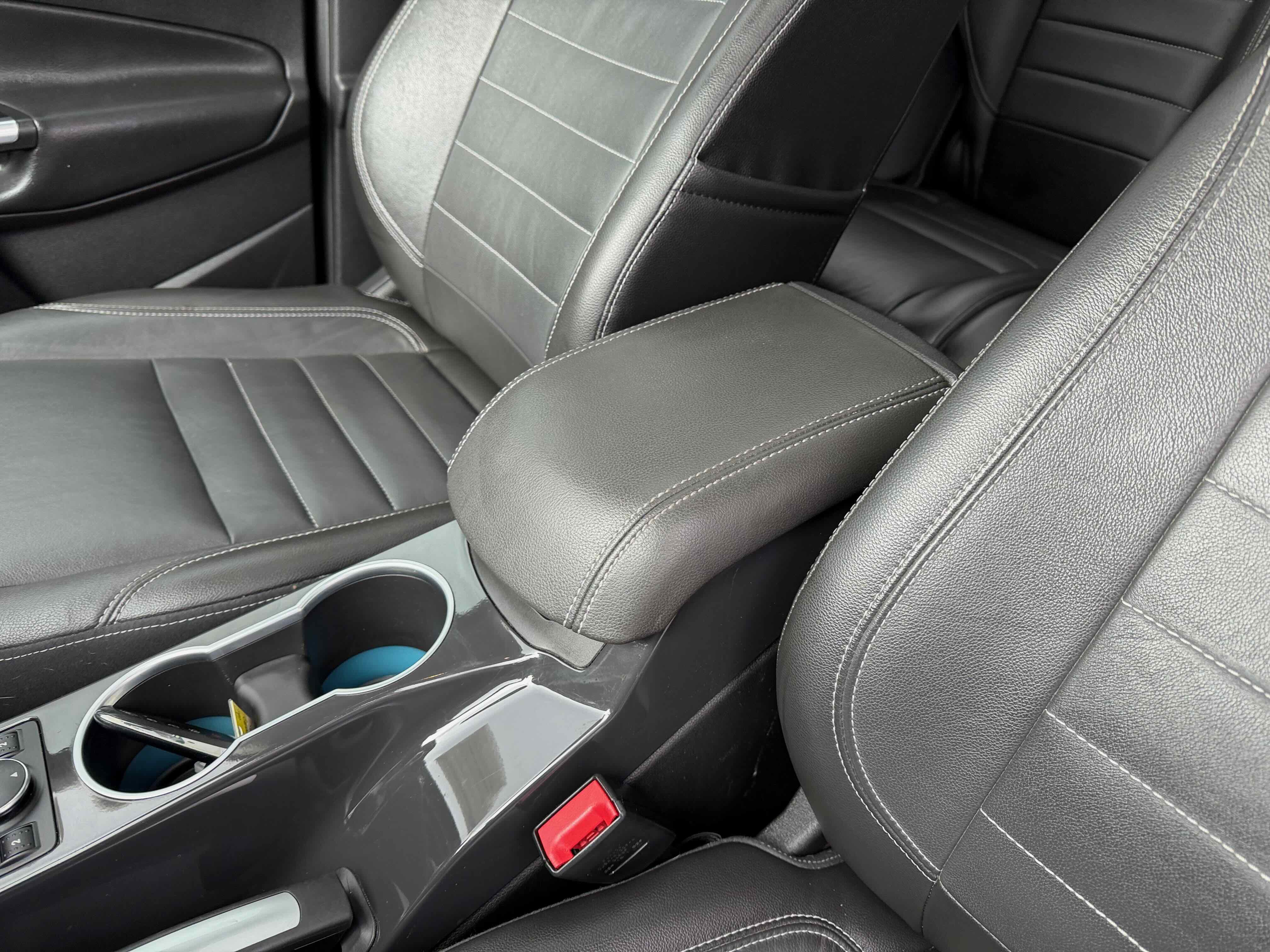 Used 2015 Ford Escape Titanium w/ Equipment Group 301A image 25