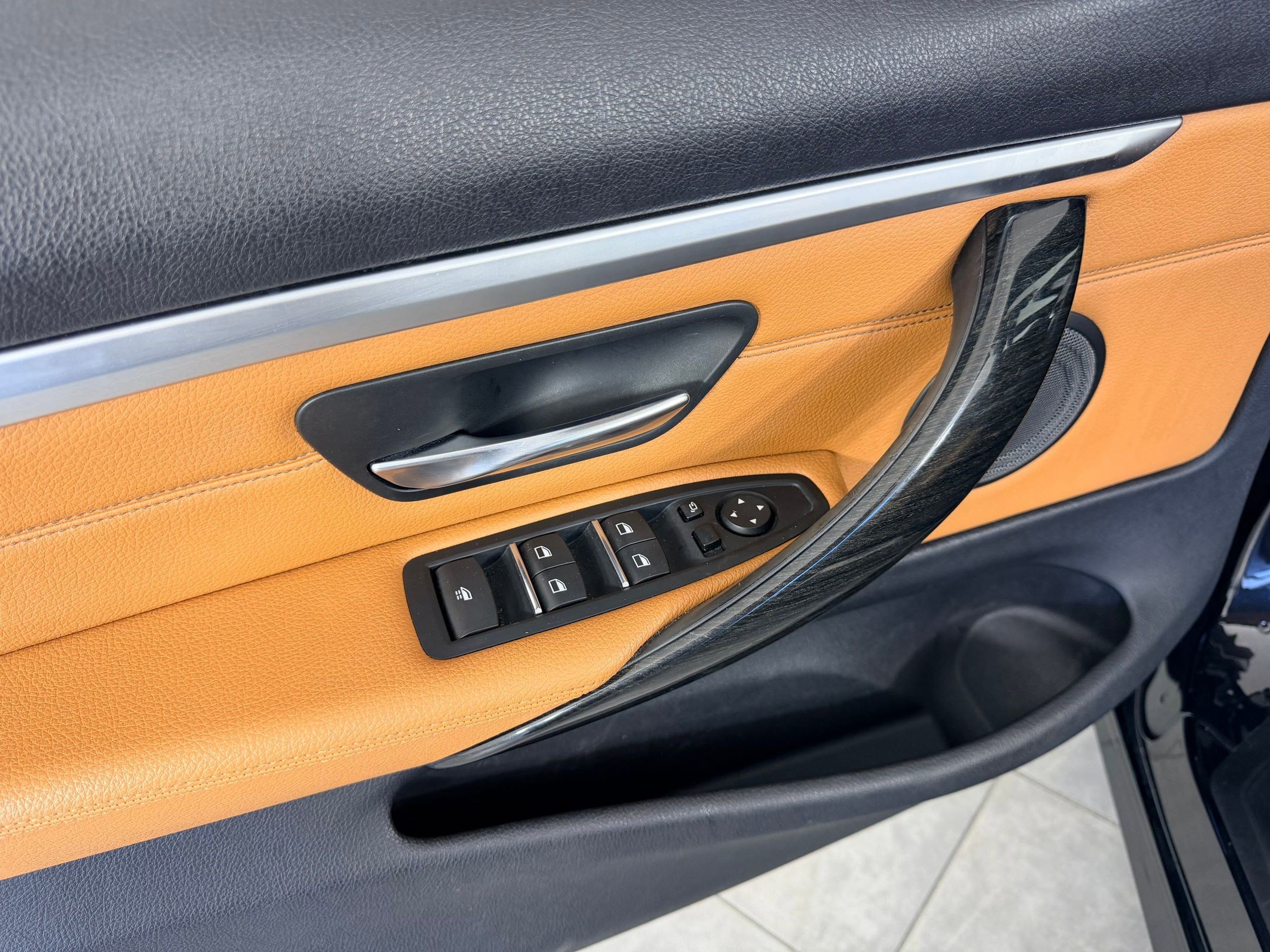 Used 2019 BMW 430i Convertible w/ M Sport Package image 21