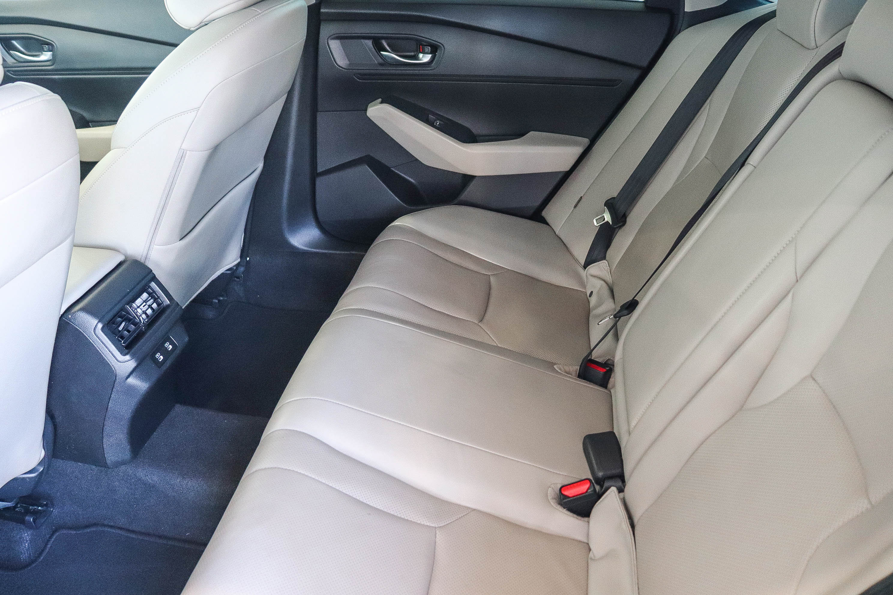 Certified 2025 Honda Accord EX-L image 21
