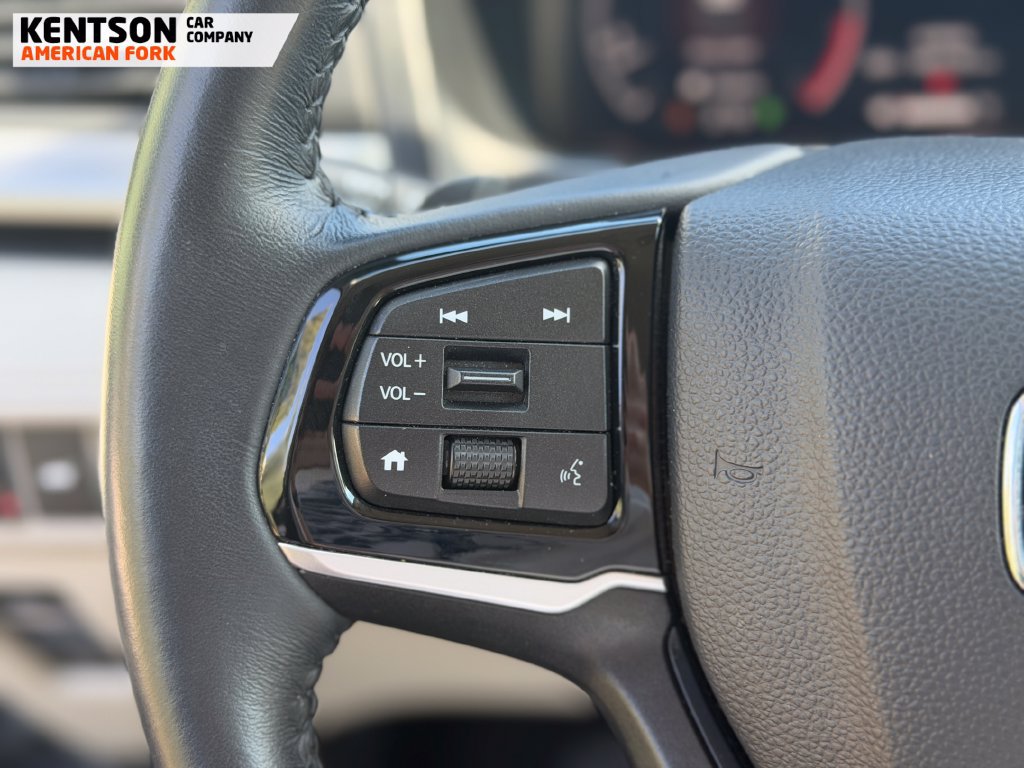 Used 2025 Honda Odyssey EX-L image 16