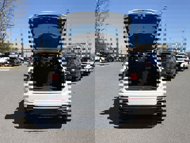 Used 2024 Audi Q3 2.0T Premium image 12