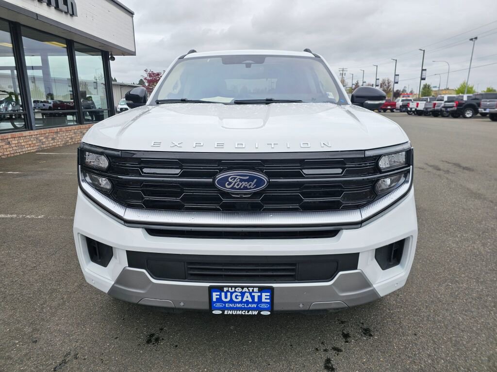 Certified 2025 Ford Expedition Platinum AWD/4WD image 3