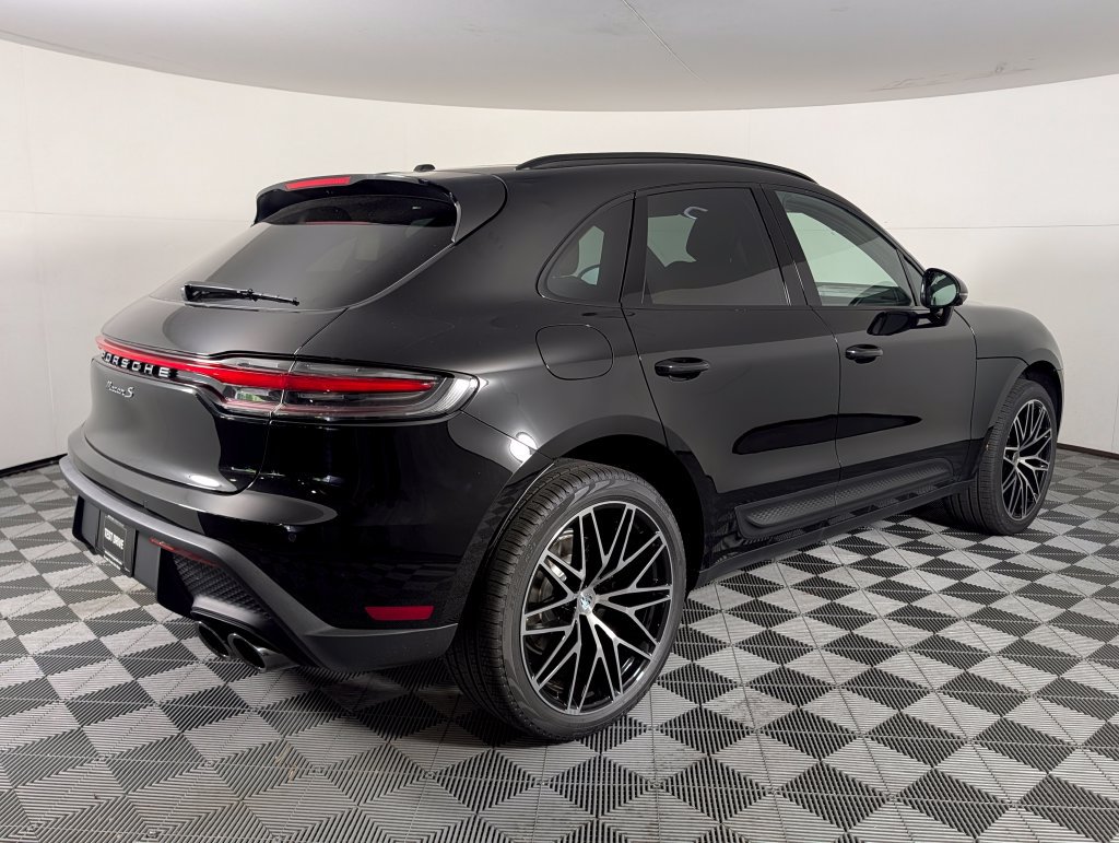 New 2026 Porsche Macan S AWD/4WD image 7