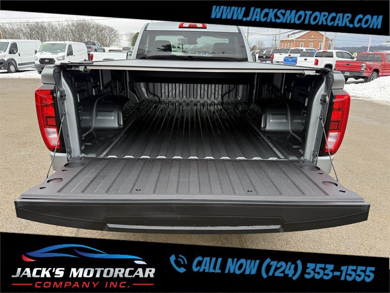 Used 2025 GMC Sierra 1500 Pro w/ Convenience Package AWD/4WD image 15