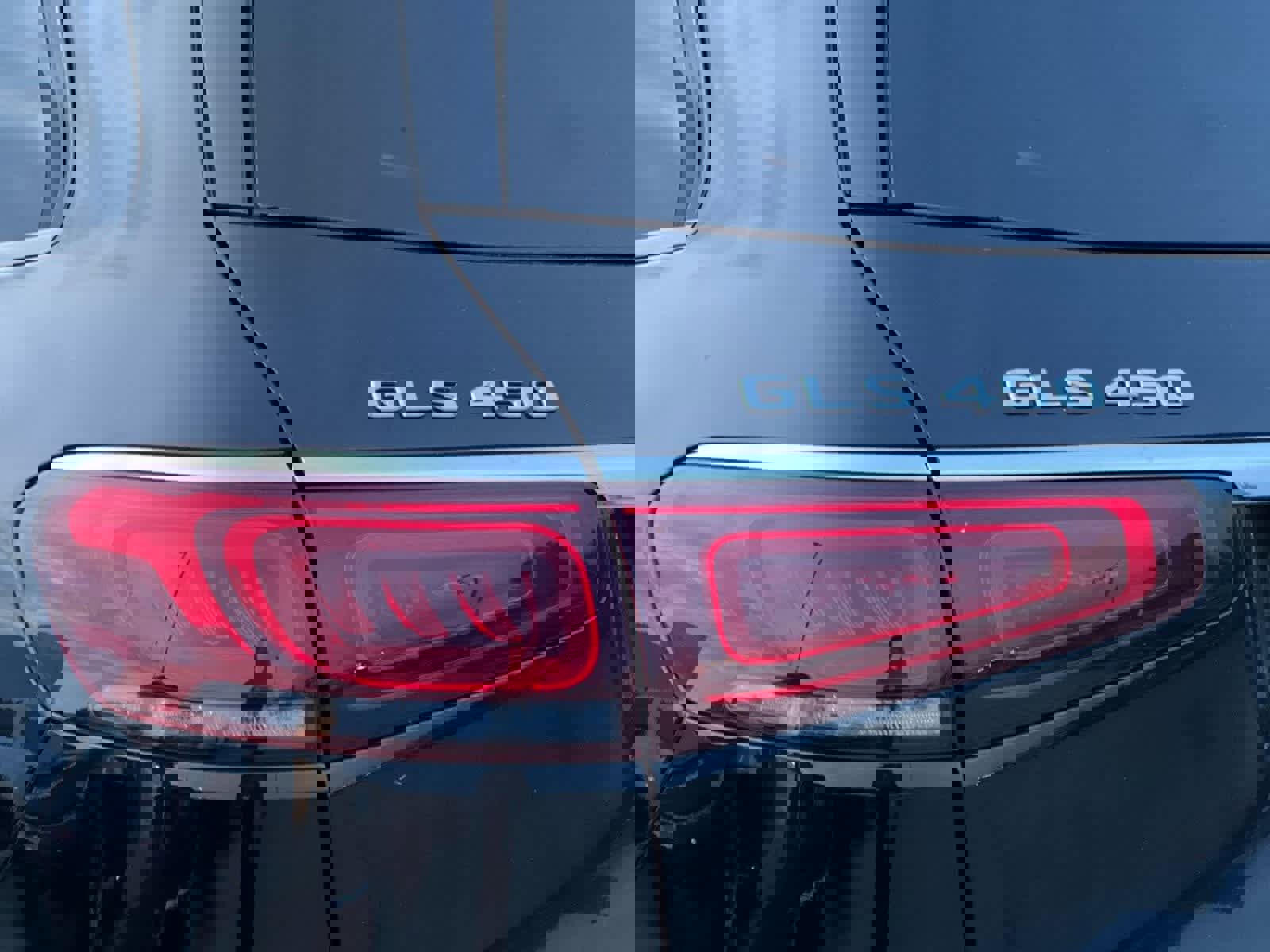 Used 2022 Mercedes-Benz GLS 450 4MATIC image 29