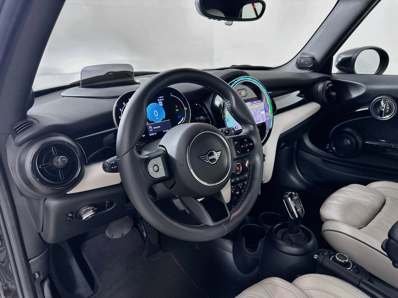 Certified 2024 MINI Cooper S FWD image 32