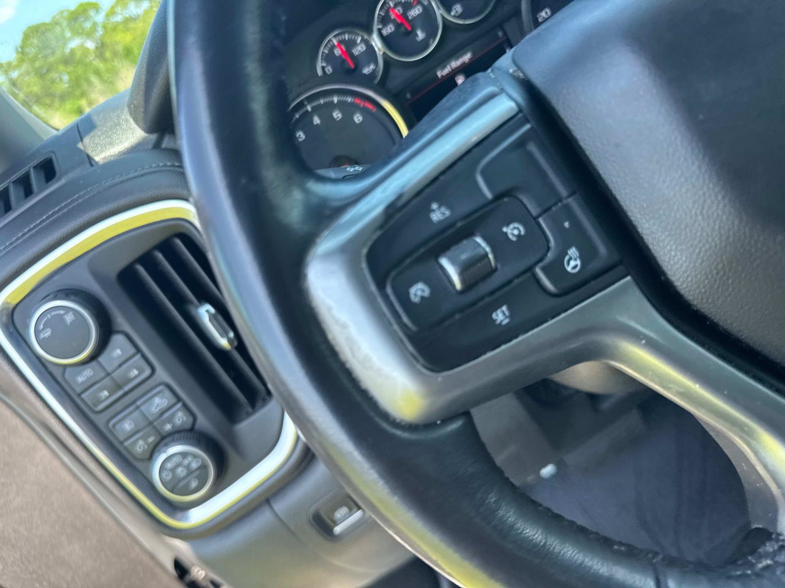 Used 2019 Chevrolet Silverado 1500 LT Trail Boss AWD/4WD image 31