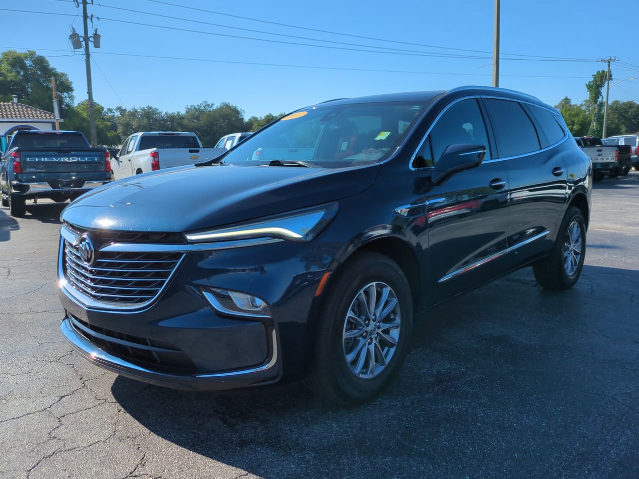 Certified 2023 Buick Enclave Essence FWD image 8