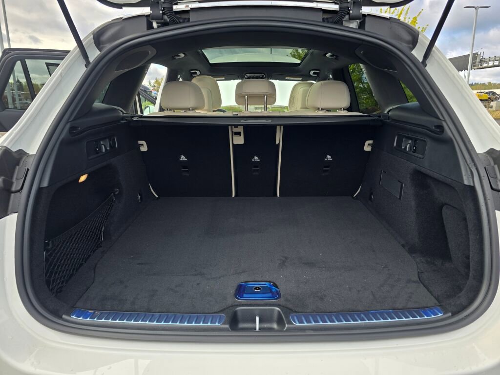 New 2026 Mercedes-Benz GLC 300 4MATIC image 11