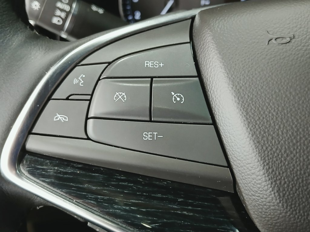 Used 2024 Cadillac XT5 Premium Luxury AWD/4WD image 29