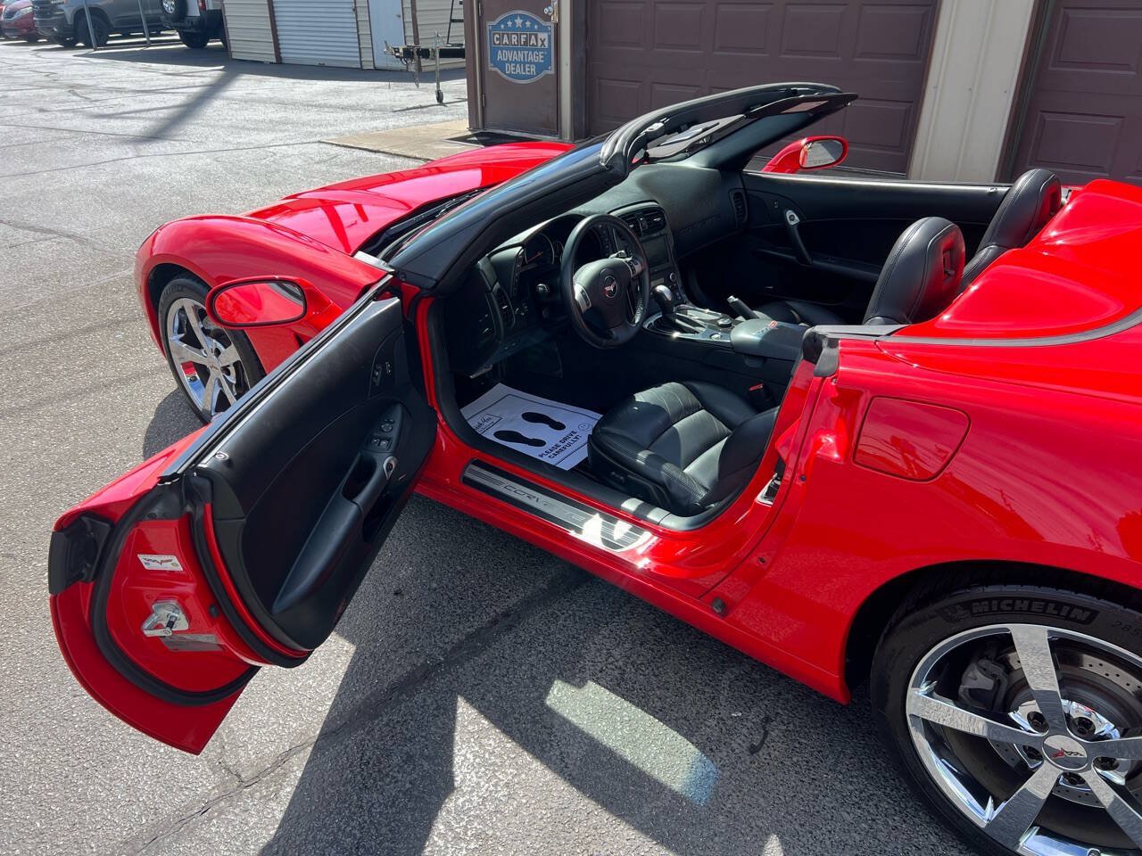 Used 2010 Chevrolet Corvette Convertible w/ Preferred Equipment Group RWD image 46