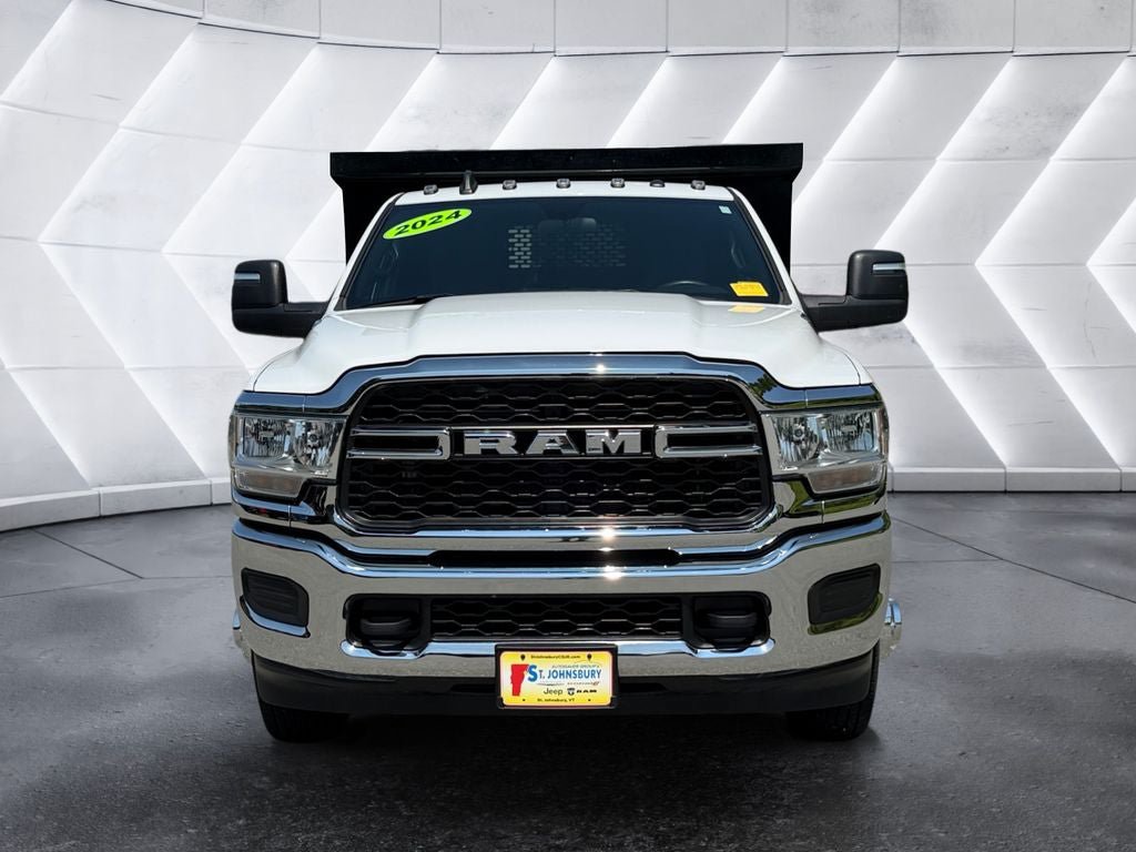 Used 2024 RAM 3500 Tradesman AWD/4WD image 9