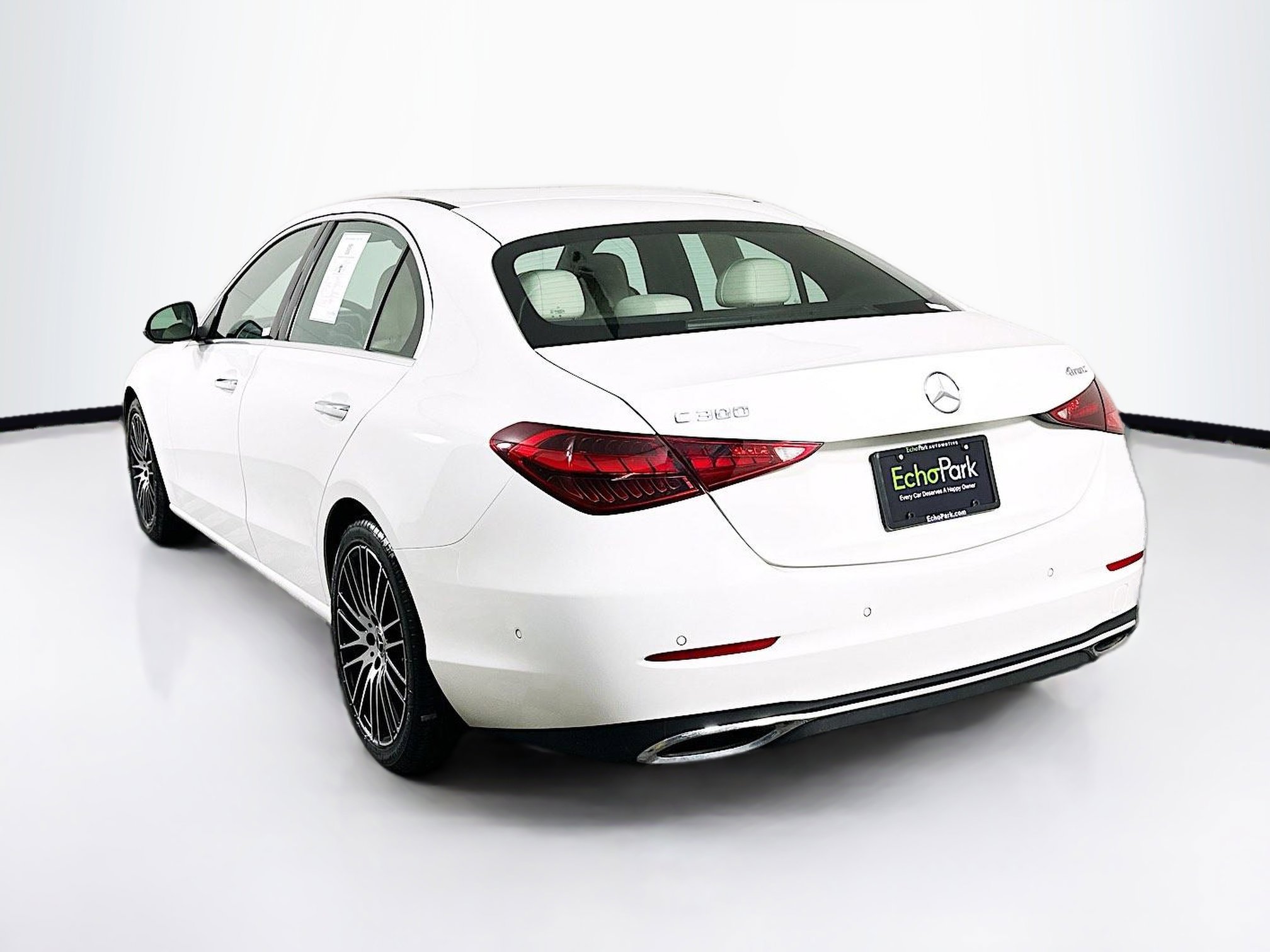 Used 2024 Mercedes-Benz C 300 4MATIC Sedan image 5
