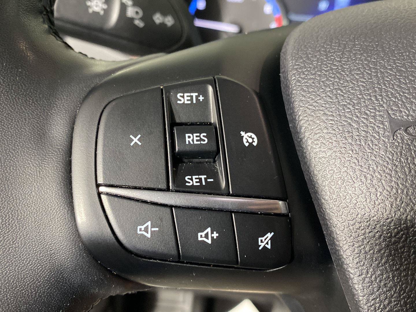 Used 2024 Ford Bronco Sport Outer Banks AWD/4WD image 12