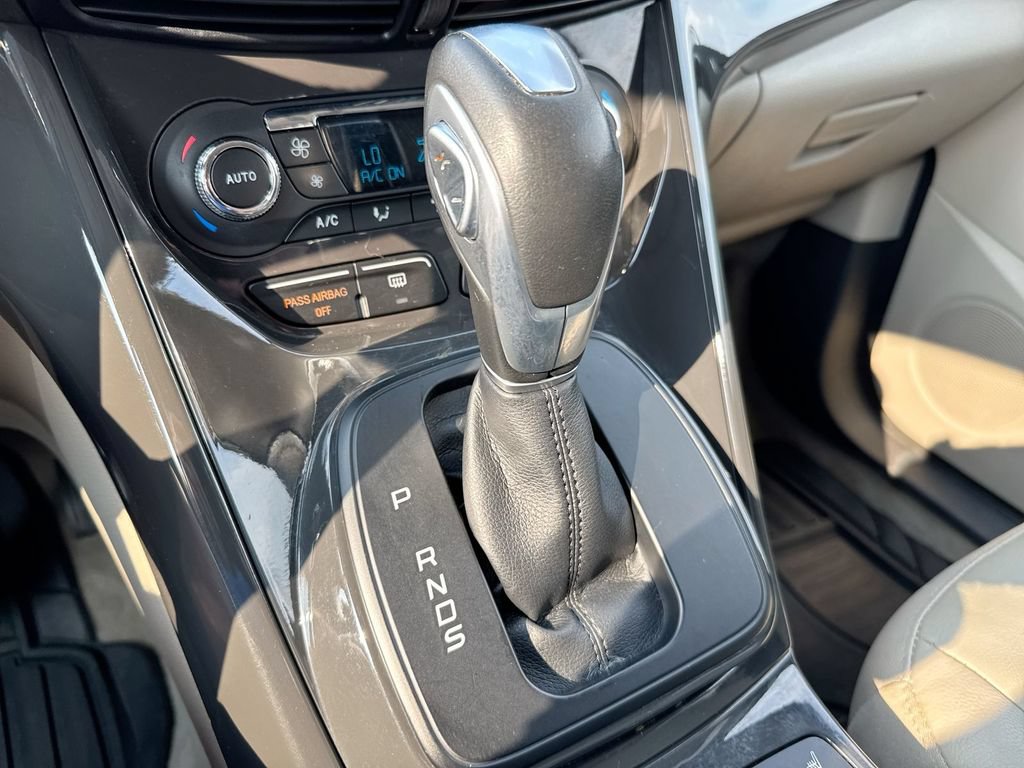 Used 2016 Ford Escape Titanium AWD/4WD image 18