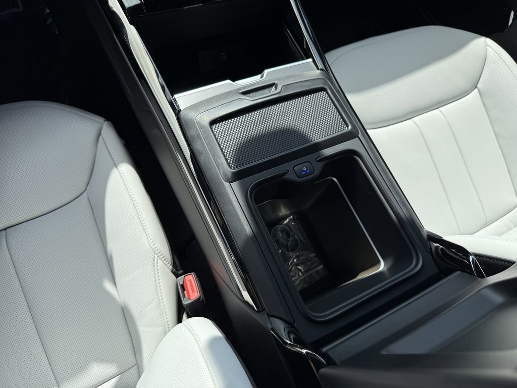 New 2026 Land Rover Range Rover Sport Dynamic SE image 25