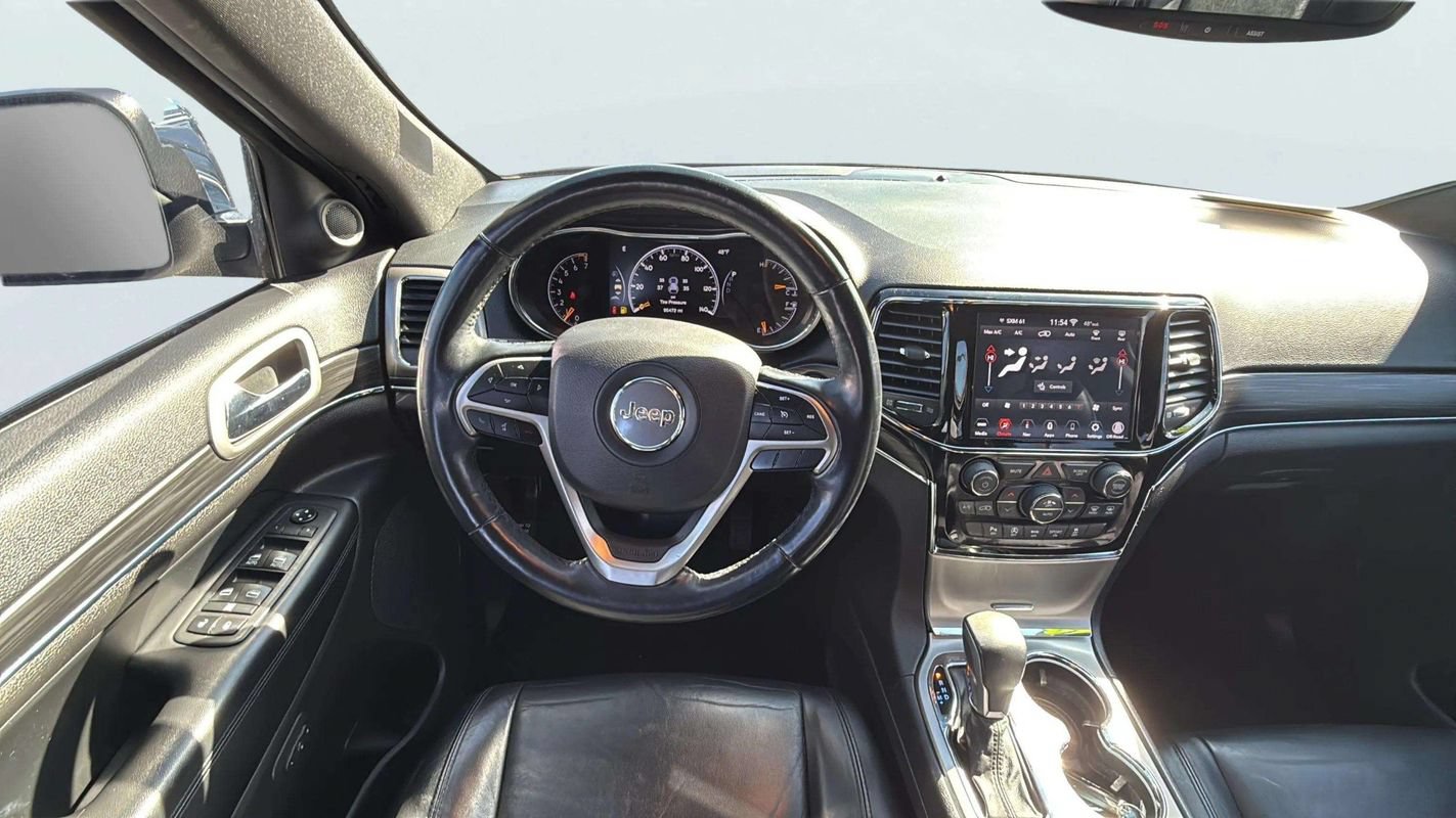 Used 2020 Jeep Grand Cherokee Limited AWD/4WD image 10