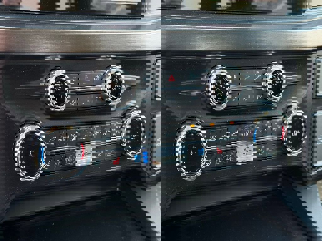 New 2026 Ford F250 Lariat w/ Tremor Off-Road Package image 10