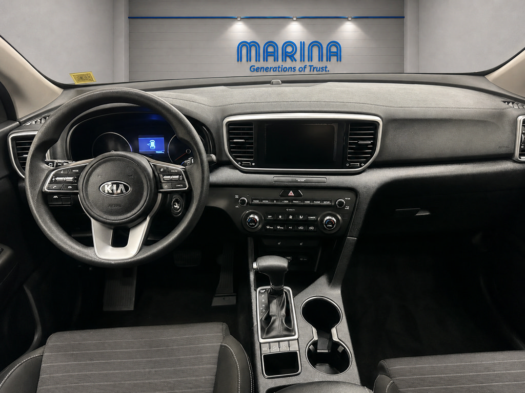 Used 2020 Kia Sportage LX w/ LX Popular Package AWD/4WD image 2
