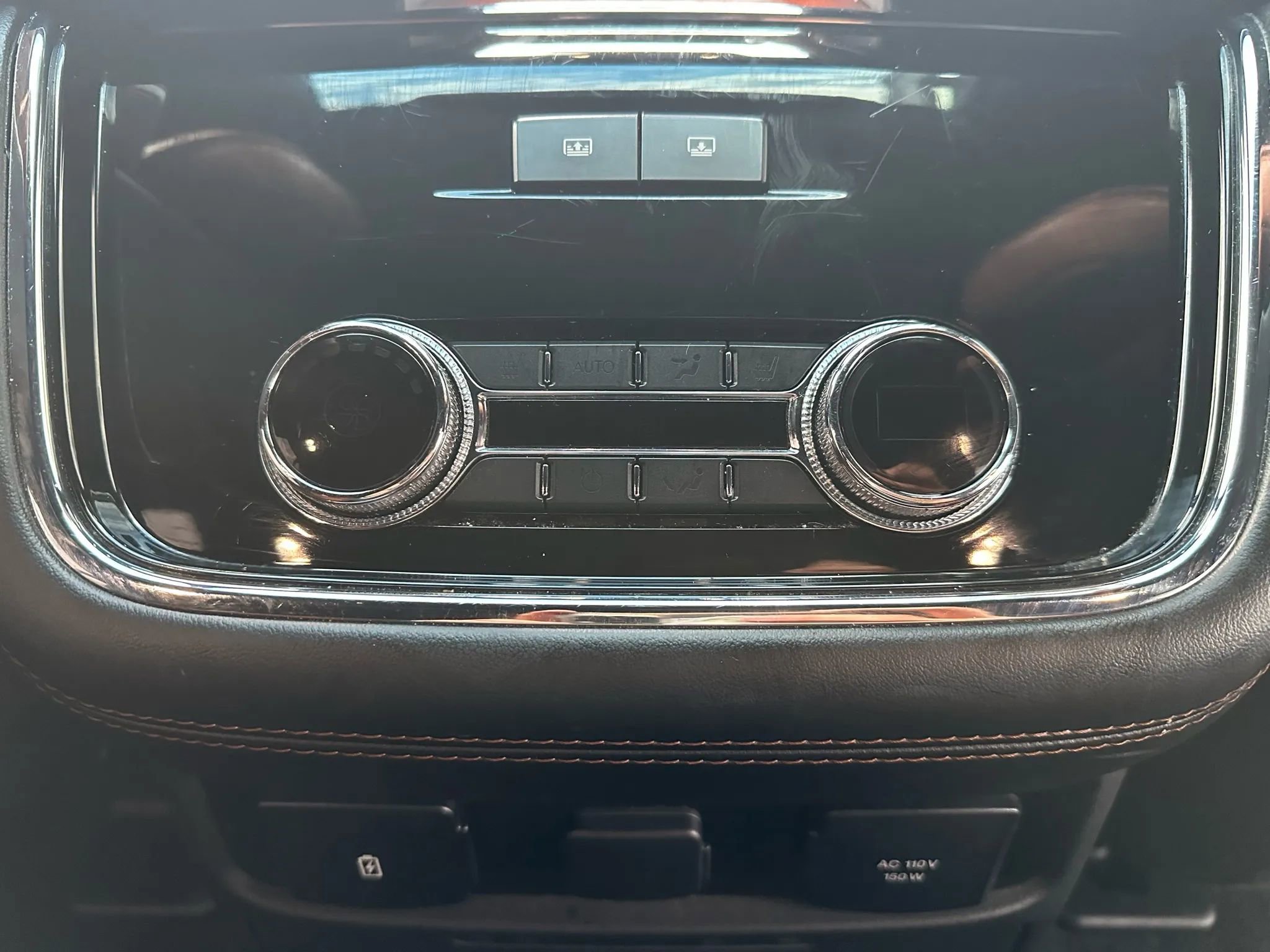 Used 2019 Lincoln Navigator Reserve w/ Cargo Package image 18