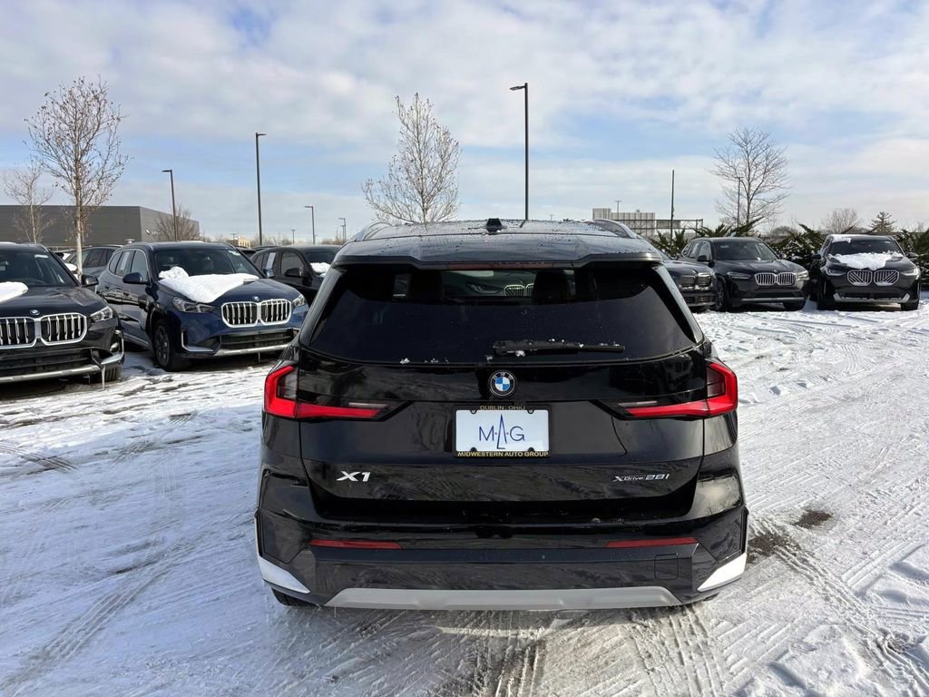 Used 2025 BMW X1 xDrive28i w/ Premium Package image 6