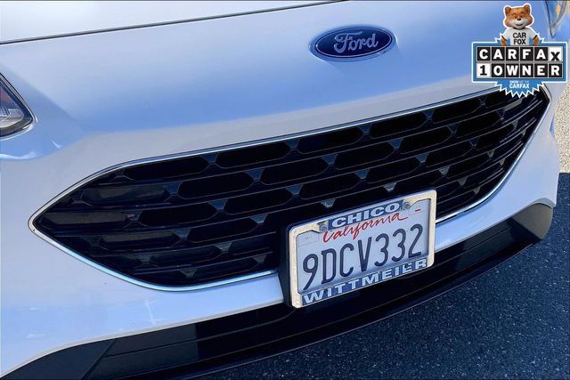 Used 2022 Ford Escape SE w/ SE Sport Appearance Package image 29