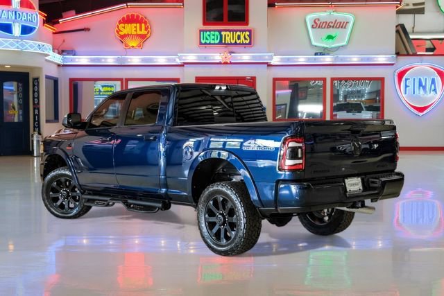 Used 2021 RAM 2500 Laramie w/ Night Edition AWD/4WD image 4