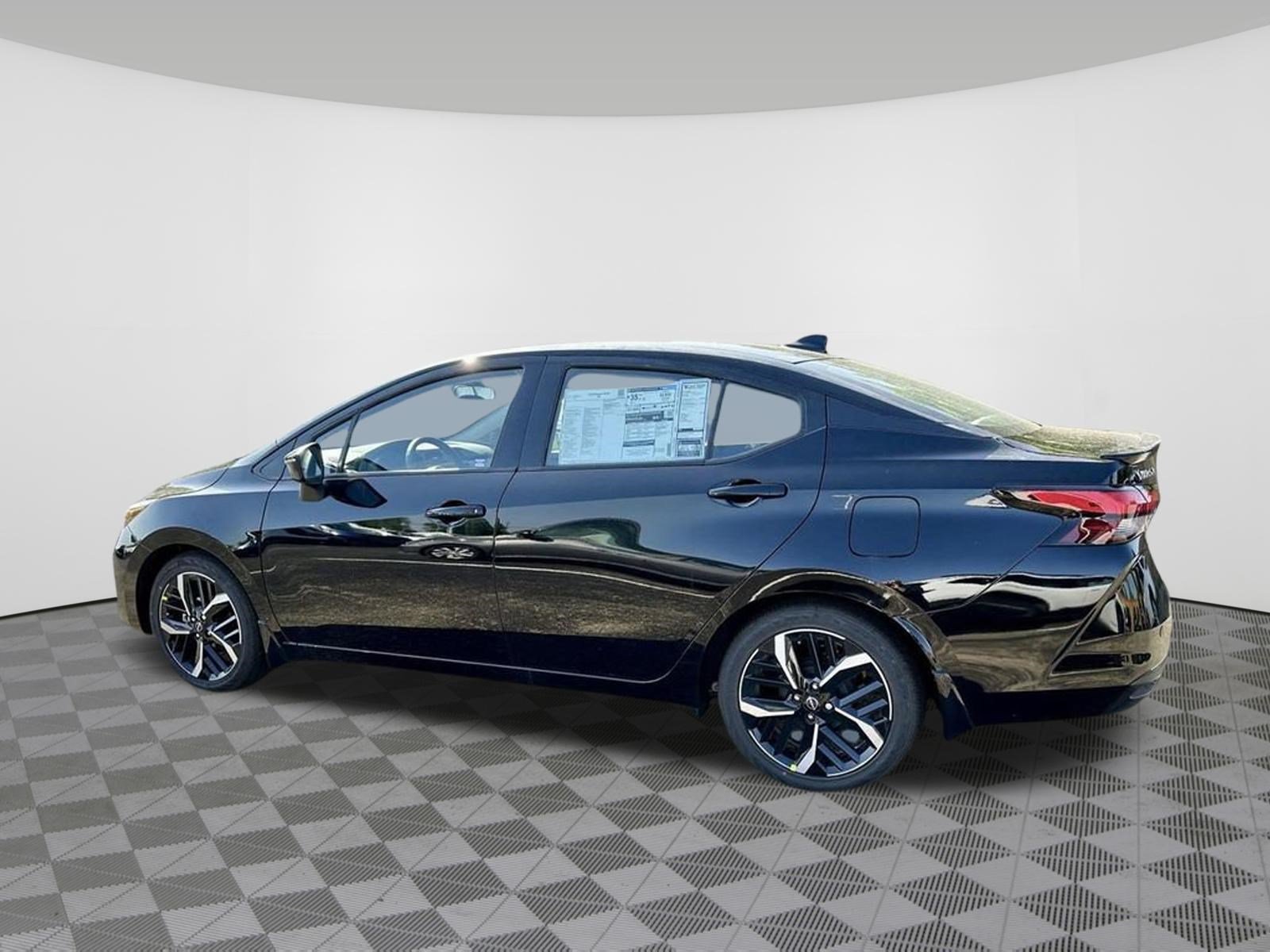 Certified 2025 Nissan Versa SR w/ Trunk Package FWD image 16