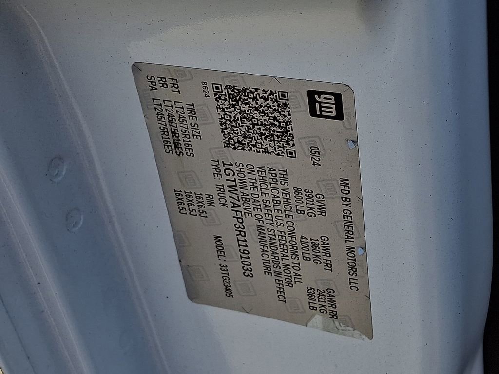 Used 2024 GMC Savana 2500 w/ Driver Convenience Package image 27