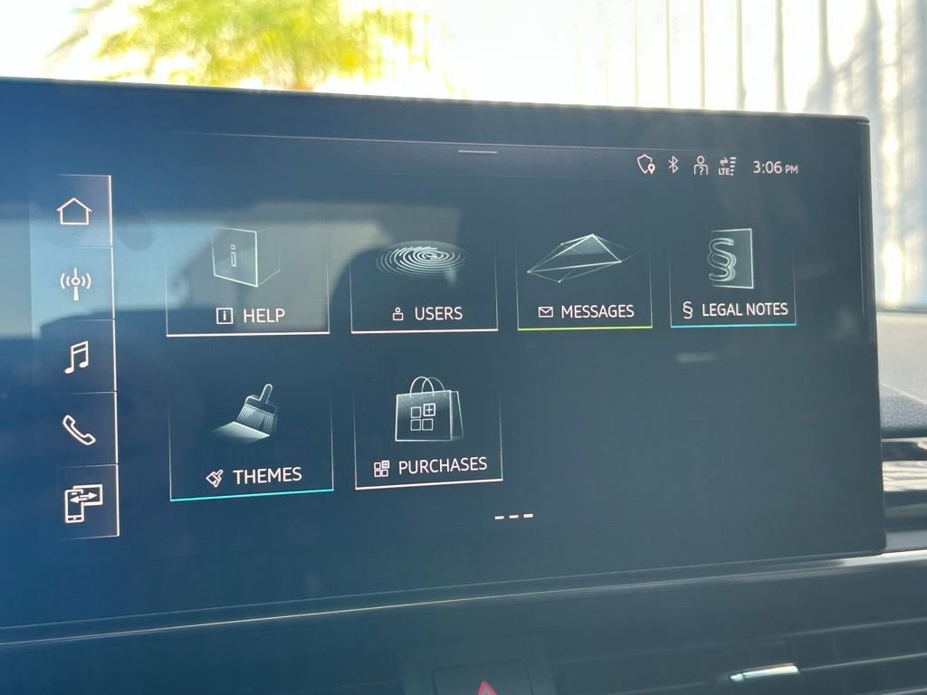 Used 2023 Audi A4 2.0T Premium w/ Convenience Package image 17