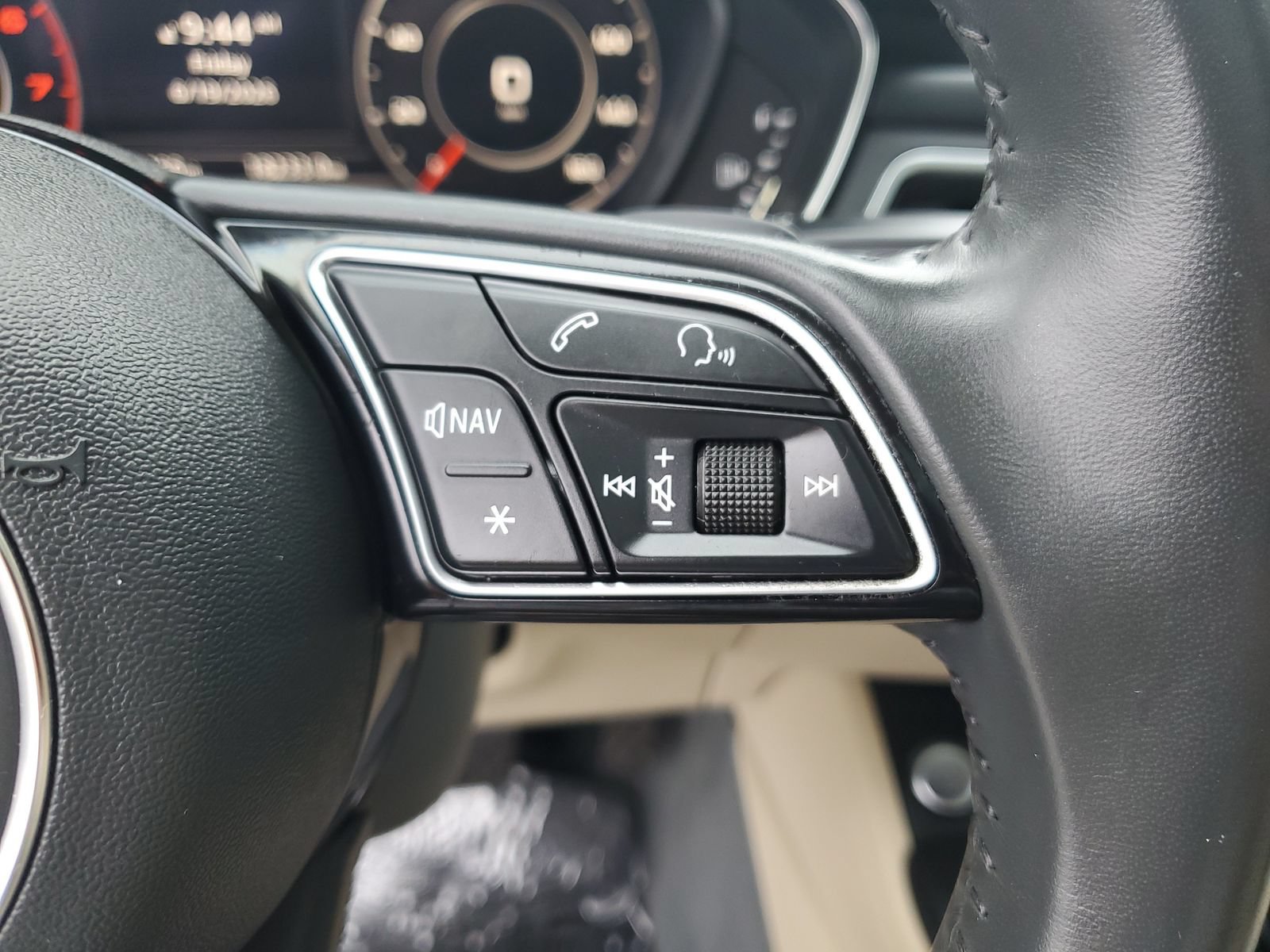 Used 2019 Audi A4 2.0T Premium Plus w/ Premium Plus Package FWD image 30
