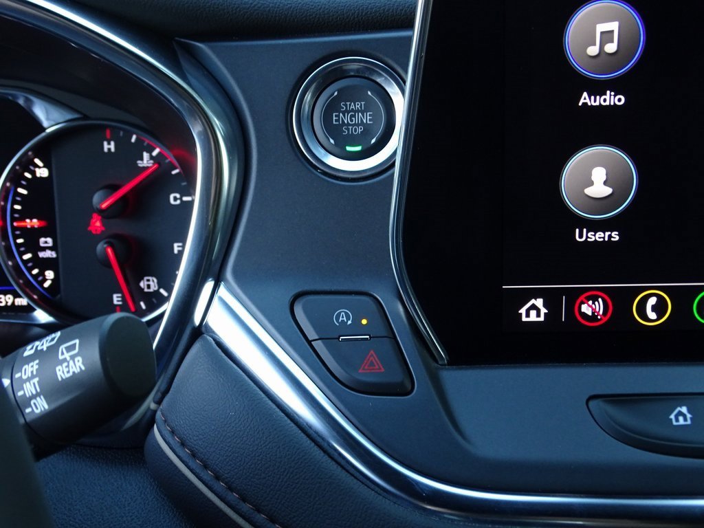 Used 2025 Chevrolet Blazer Premier w/ Enhanced Convenience Package image 35