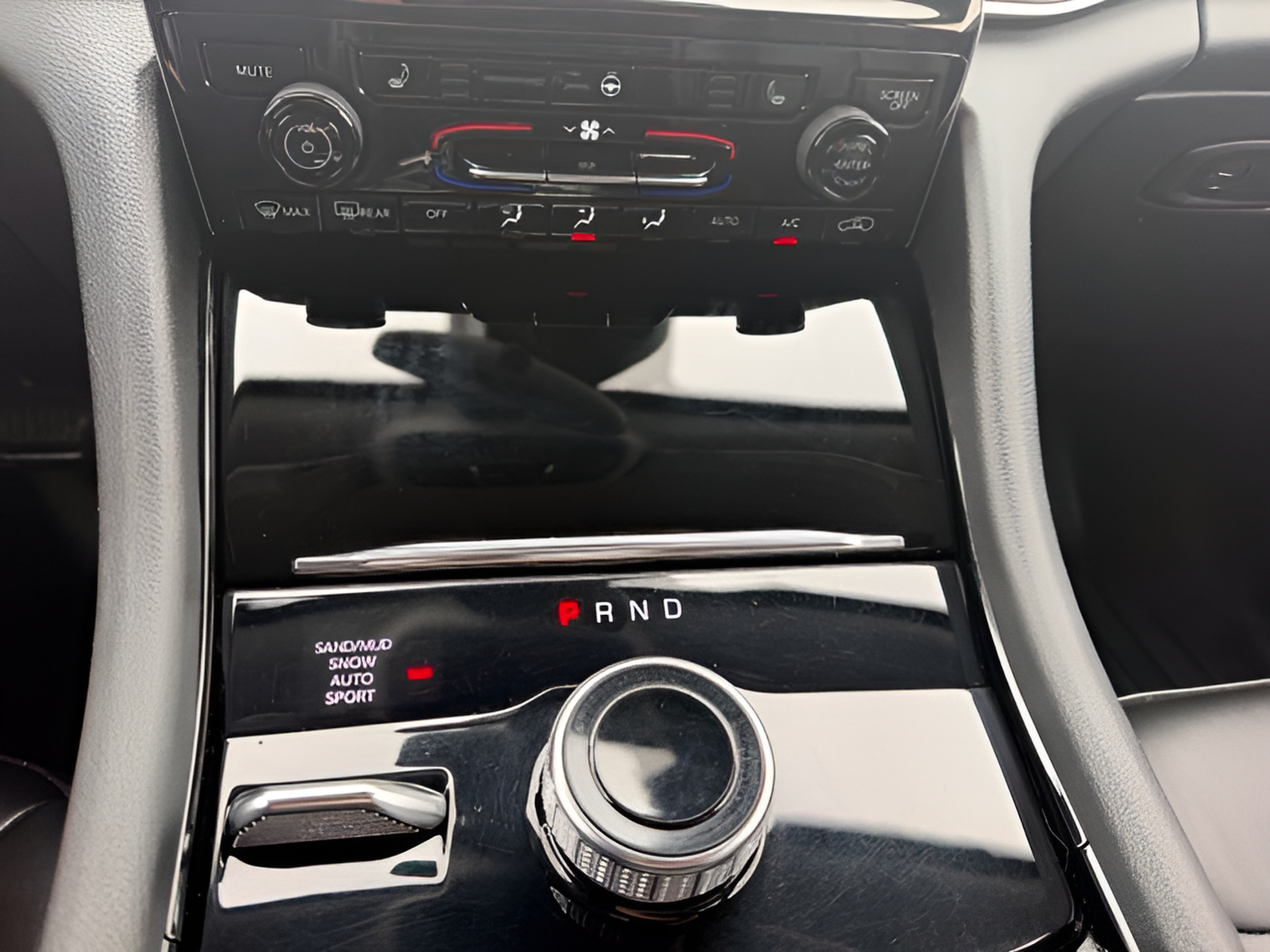 Used 2023 Jeep Grand Cherokee L Limited AWD/4WD image 20
