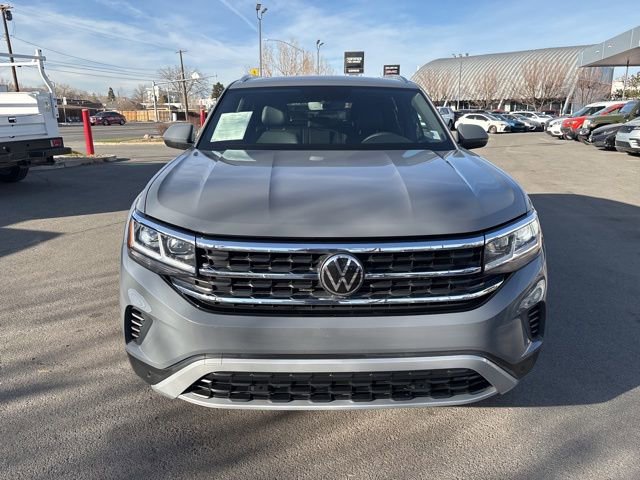 Used 2023 Volkswagen Atlas Cross Sport SE w/ Panoramic Sunroof Package image 3