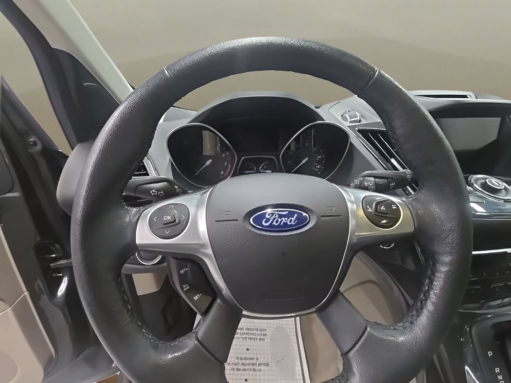 Used 2016 Ford Escape Titanium w/ Equipment Group 301A AWD/4WD image 30