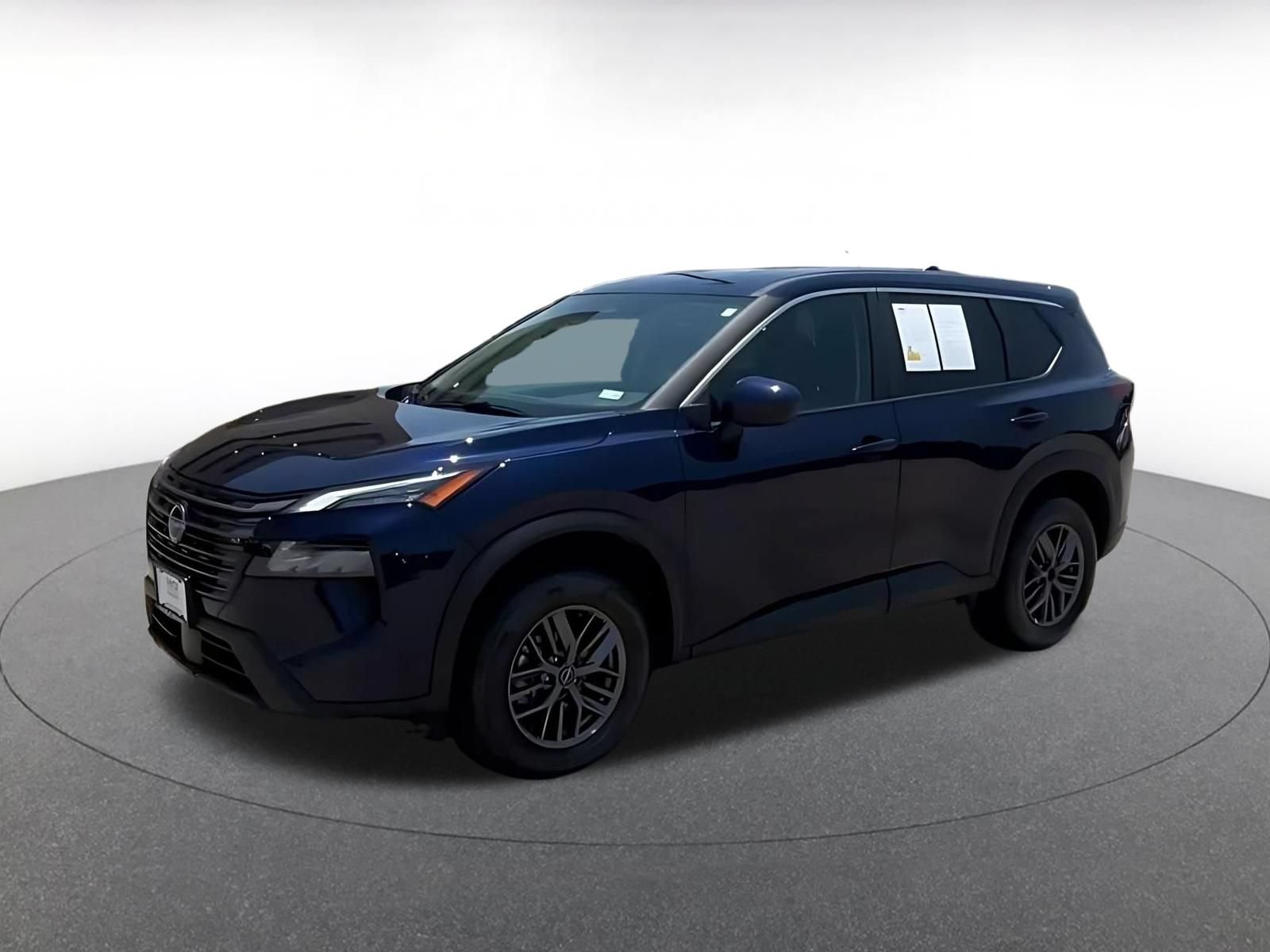Used 2026 Nissan Rogue SV FWD image 8