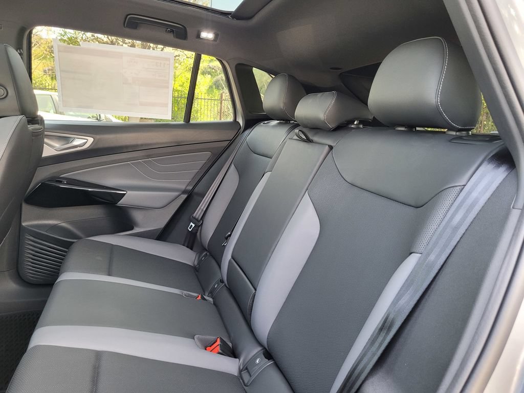 New 2026 Volkswagen ID.4 Pro S RWD image 13