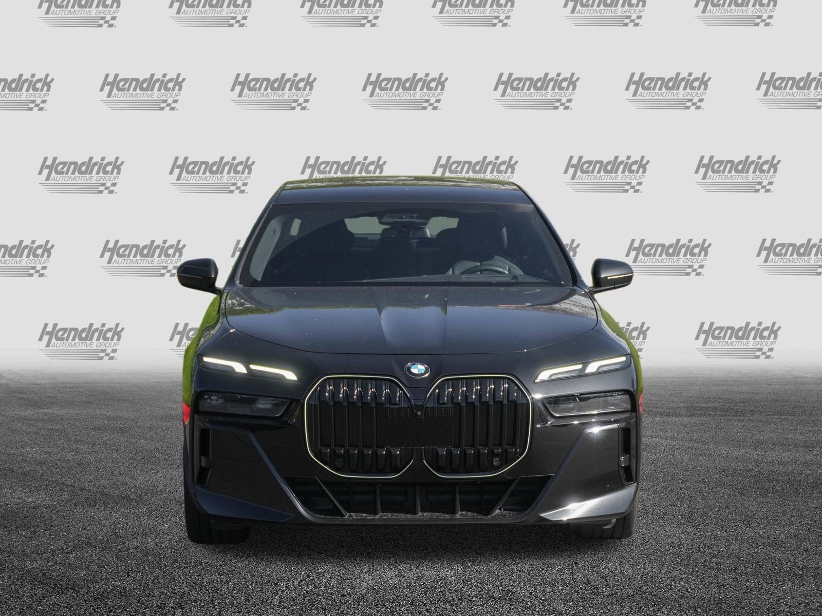Certified 2024 BMW 740i RWD image 3