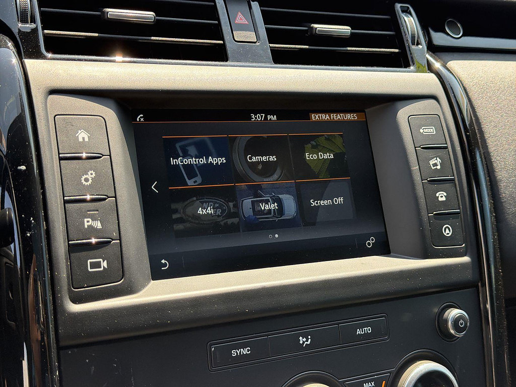 Used 2017 Land Rover Discovery SE AWD/4WD image 41