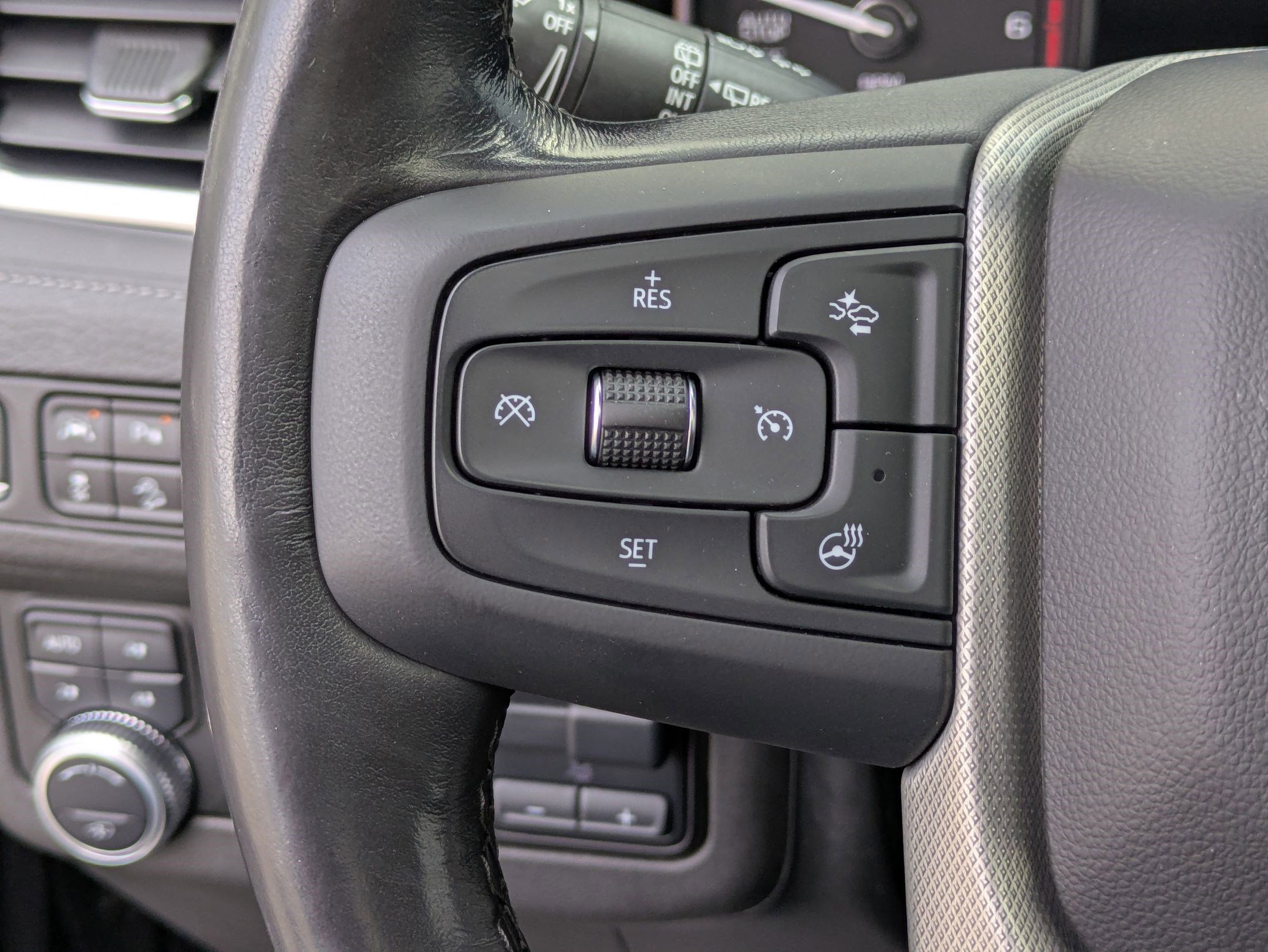 Used 2021 GMC Yukon XL Denali w/ Denali Ultimate Package image 18