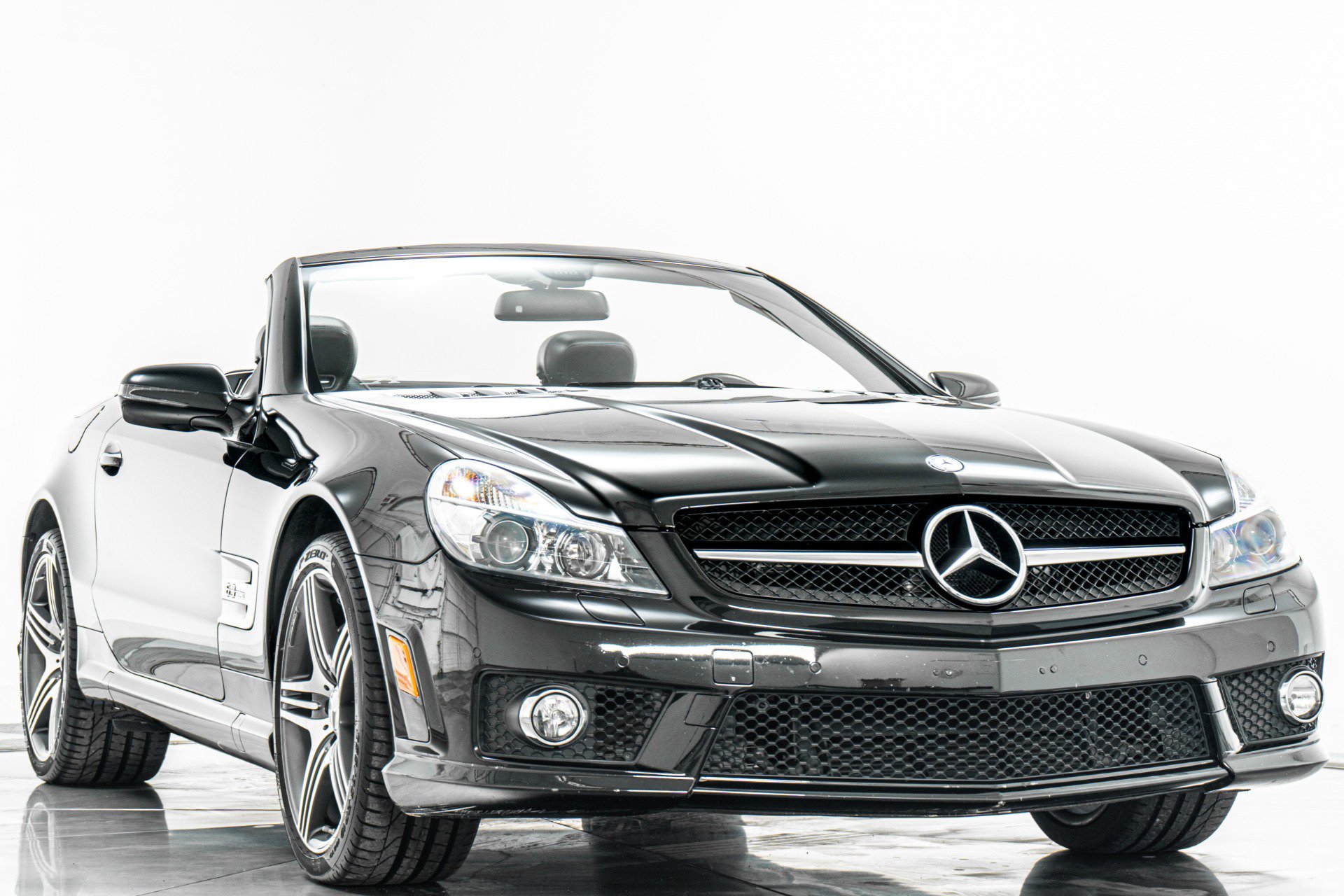 Used 2011 Mercedes-Benz SL 63 AMG image 3