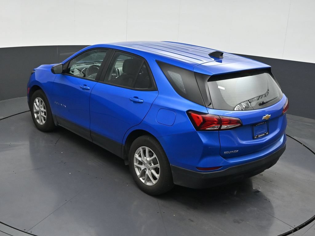 Used 2024 Chevrolet Equinox LS w/ Driver Confidence II Package FWD image 17