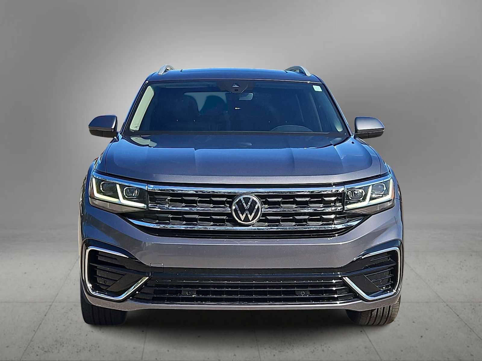 Used 2022 Volkswagen Atlas SEL R-Line image 3