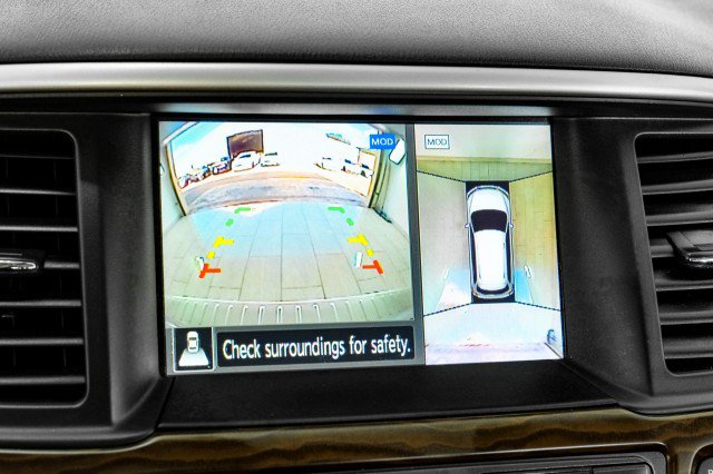 Used 2020 Nissan Pathfinder Platinum AWD/4WD image 19