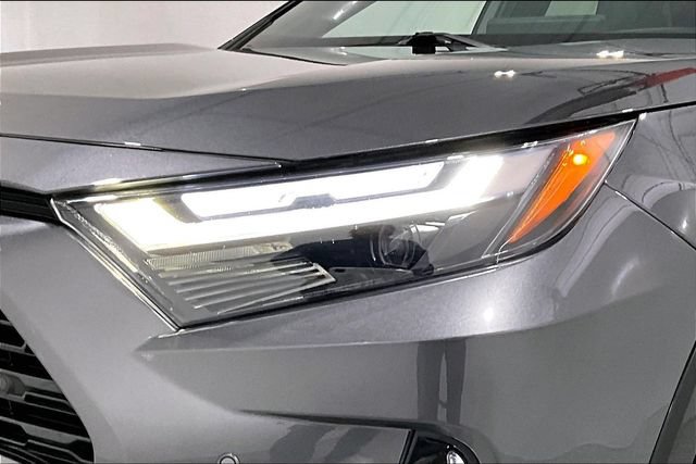 Used 2023 Toyota RAV4 XSE AWD/4WD image 42